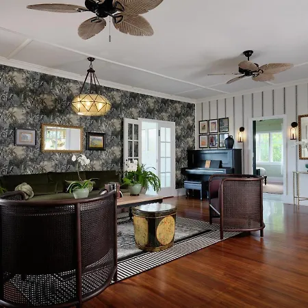 Lokelani Suite - Historic Comfort, Free Breakfast!-3